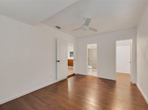 4904  Fairfax Street , Fort Worth Texas 76116