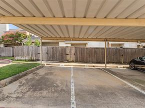 3635  Garden Brook Drive  21100, Farmers Branch Texas 75234