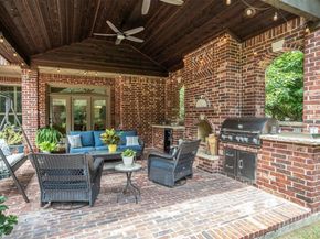 700  Kimbro Avenue , Lantana Texas 76226