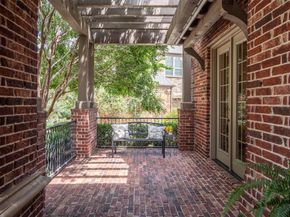 700  Kimbro Avenue , Lantana Texas 76226