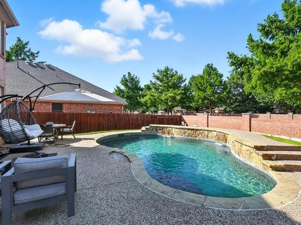 6828  Shoreway Drive , Grand Prairie Texas 75054