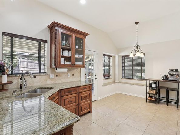 7512  Woodside Hill Court , Fort Worth Texas 76179
