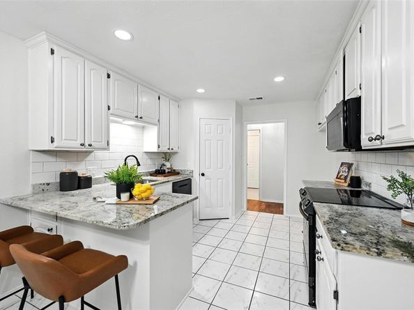 8841  Hidden Hill Drive , Fort Worth Texas 76179