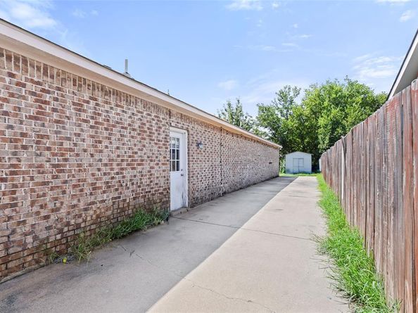 4416  Barstow Boulevard , Dallas Texas 75236