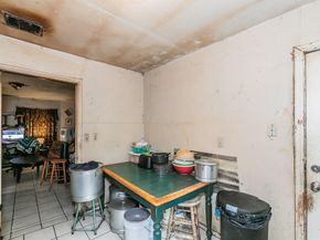 2100 N Riverside Drive , Fort Worth Texas 76111
