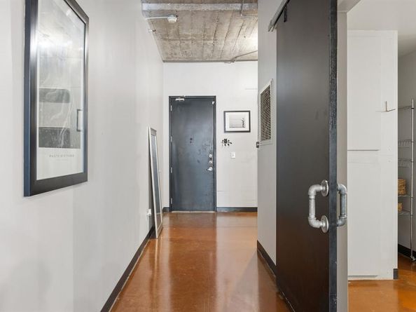 1122  Jackson Street  718, Dallas Texas 75202