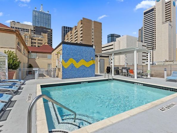 1122  Jackson Street  718, Dallas Texas 75202