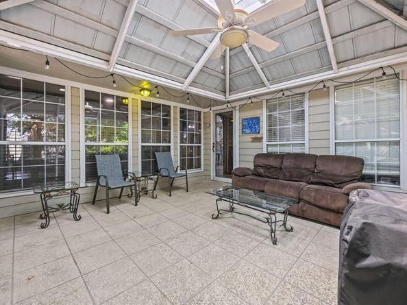 2809  Apple Valley Drive , Garland Texas 75043