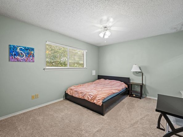 2809  Apple Valley Drive , Garland Texas 75043