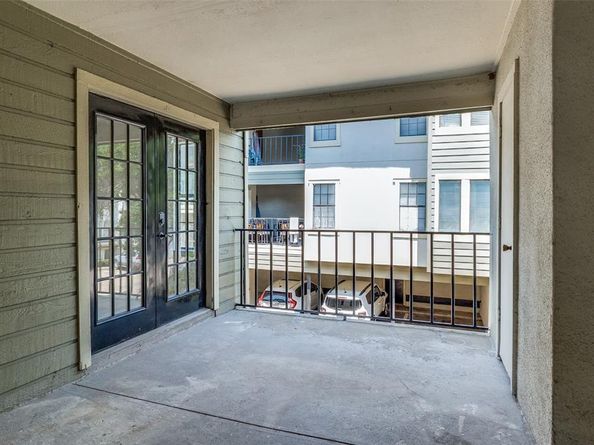 9601  Walnut Street  5203, Dallas Texas 75243