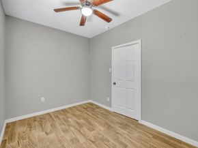 925  Brighton Avenue , Dallas Texas 75208