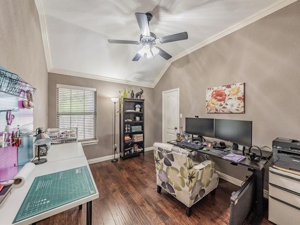813  Claycourt Circle , Fort Worth Texas 76120
