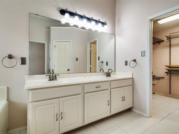 2517  Hackberry Creek , Mesquite Texas 75181