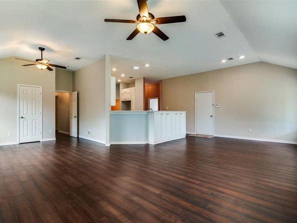 2517  Hackberry Creek , Mesquite Texas 75181