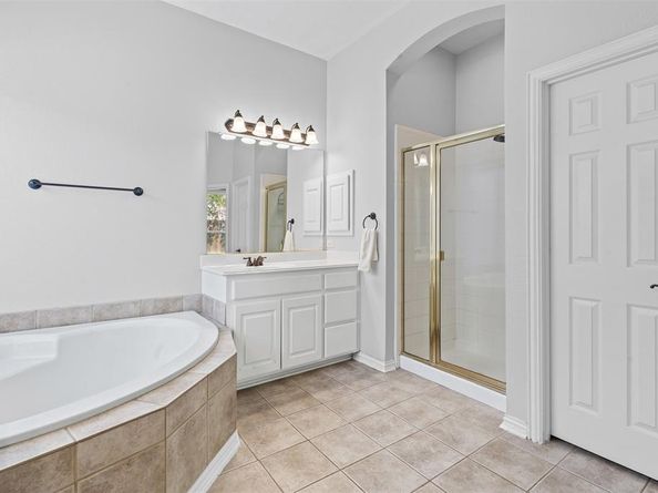 6506  Opus Drive , Arlington Texas 76001