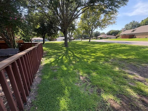 2982  Buttonwood Drive , Carrollton Texas 75006