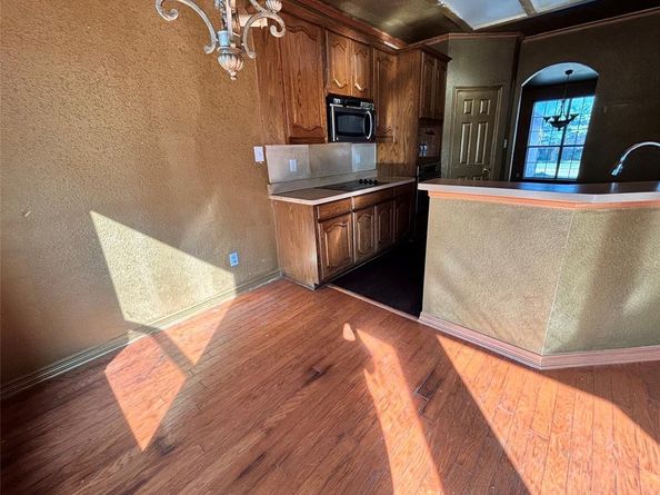 1213  Frenchmans Drive , DeSoto Texas 75115
