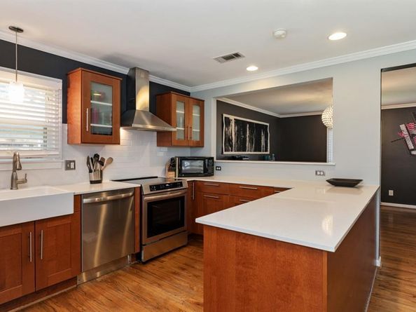 9914  Woodgrove Drive , Dallas Texas 75218