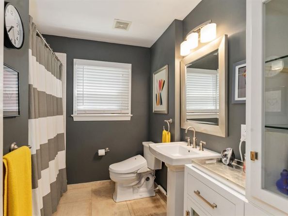9914  Woodgrove Drive , Dallas Texas 75218