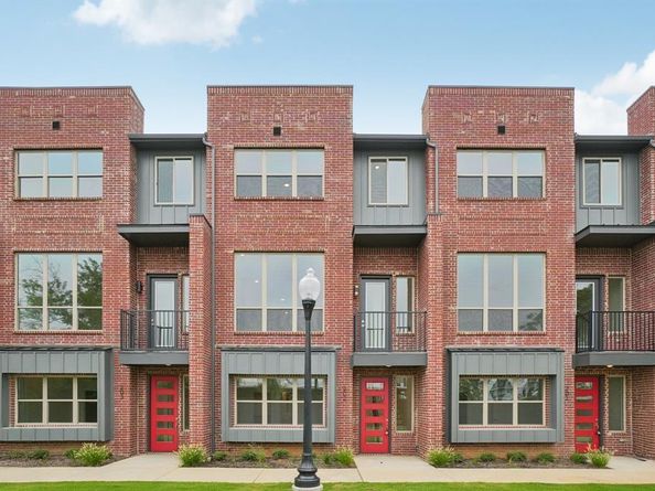 13351  Goodland Street  202, Farmers Branch Texas 75234