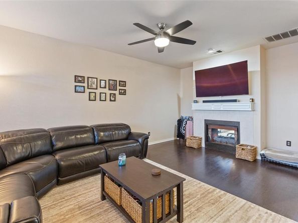 18212  Muir Circle , Dallas Texas 75287