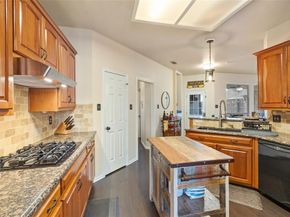 18212  Muir Circle , Dallas Texas 75287