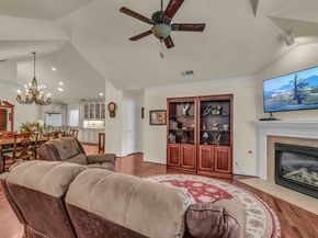 3101  Camellia Rose Drive  1111, Fort Worth Texas 76116