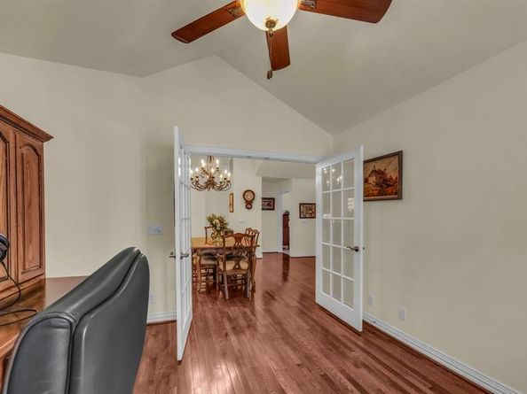 3101  Camellia Rose Drive  1111, Fort Worth Texas 76116