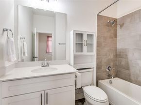 2802  Addison Park Lane , Fort Worth Texas 76110