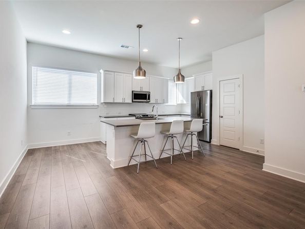 2802  Addison Park Lane , Fort Worth Texas 76110