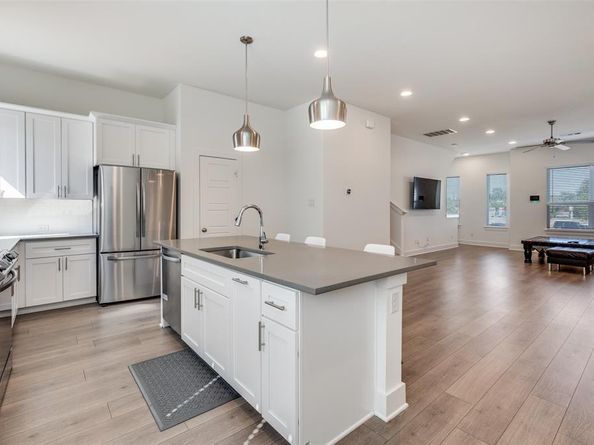 2802  Addison Park Lane , Fort Worth Texas 76110
