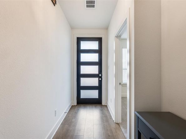 2802  Addison Park Lane , Fort Worth Texas 76110