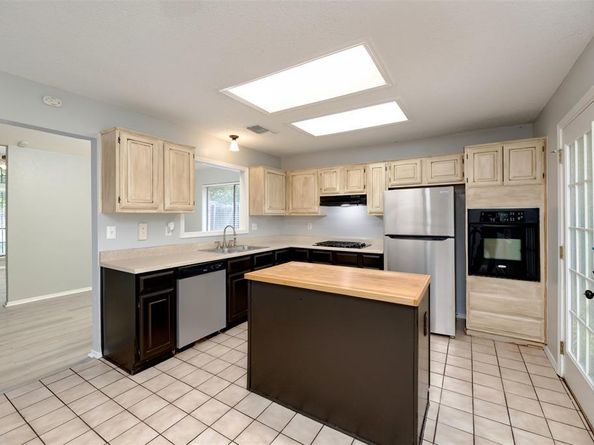 4013  David Circle , Rowlett Texas 75088