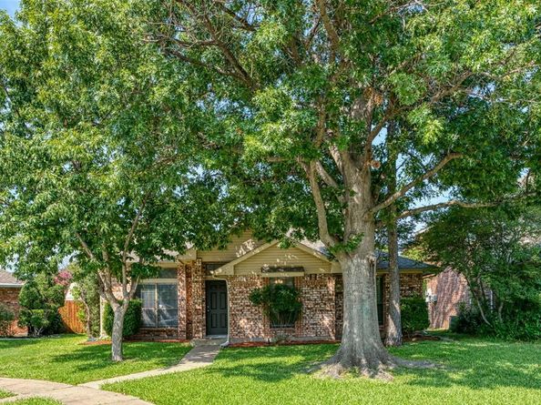 4013  David Circle , Rowlett Texas 75088