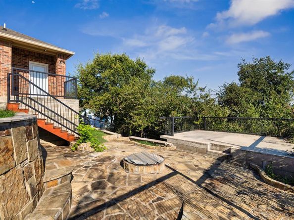 2700  Refugio Avenue , Fort Worth Texas 76164