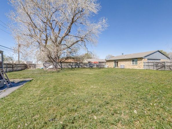 2308  Foxglen Court , Fort Worth Texas 76131