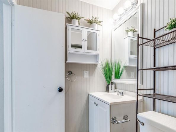 2308  Foxglen Court , Fort Worth Texas 76131