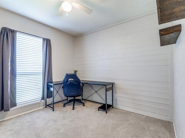 2308  Foxglen Court , Fort Worth Texas 76131