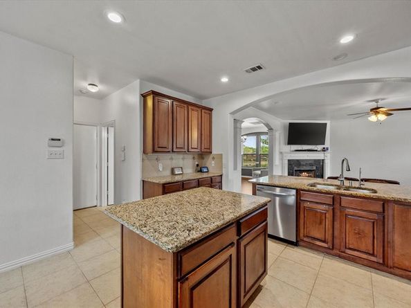 204  Leonard Way , Fate Texas 75087