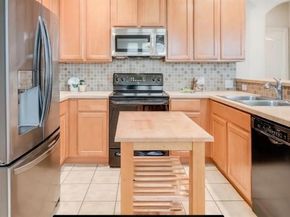 324  Kirby Drive , Lantana Texas 76226