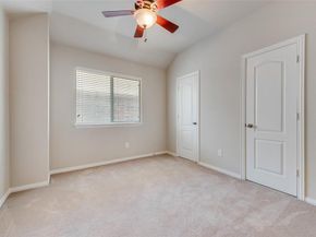 324  Kirby Drive , Lantana Texas 76226