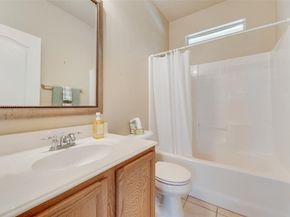 324  Kirby Drive , Lantana Texas 76226