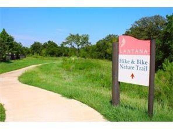 324  Kirby Drive , Lantana Texas 76226