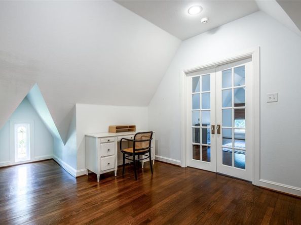 6306  Tremont Street , Dallas Texas 75214