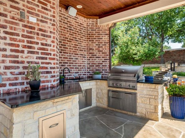 2904  Belclaire Drive , Frisco Texas 75034