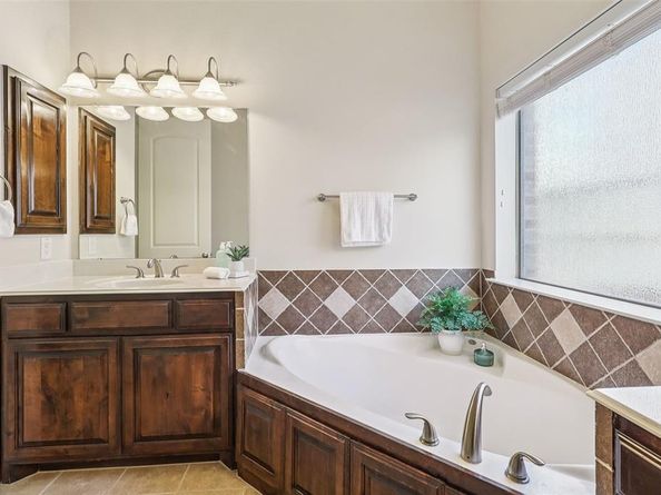 7917  Aspermont Drive , Plano Texas 75024
