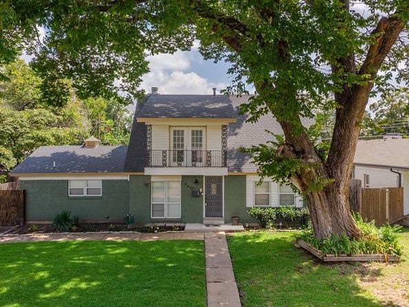 8422  Capriola Lane , Dallas Texas 75228