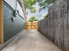 8422  Capriola Lane , Dallas Texas 75228