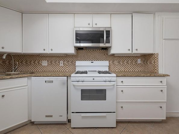 8422  Capriola Lane , Dallas Texas 75228
