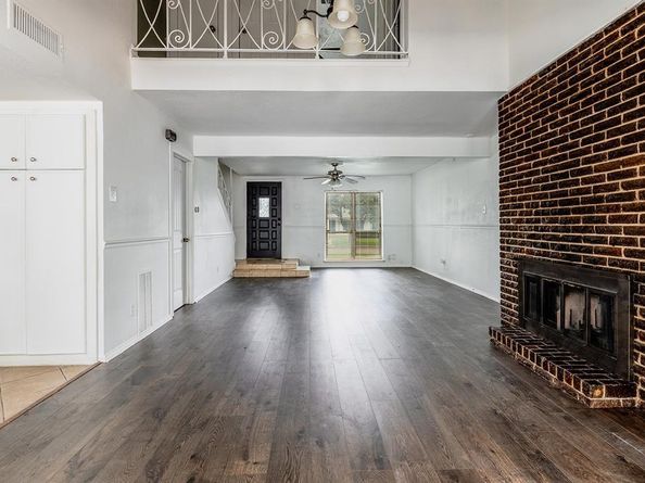 8422  Capriola Lane , Dallas Texas 75228